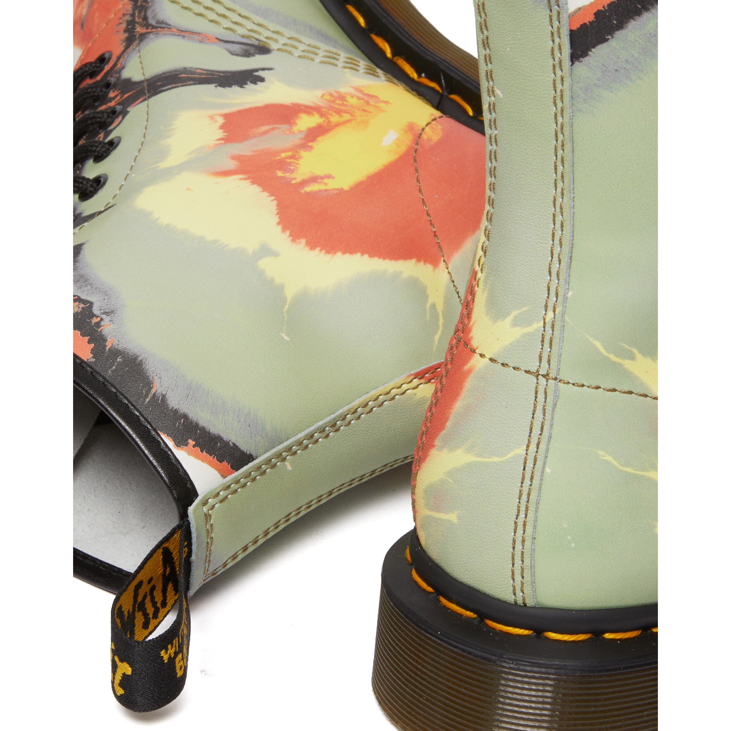 Dr martens x tate 2025